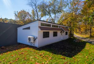 tiny home exterior